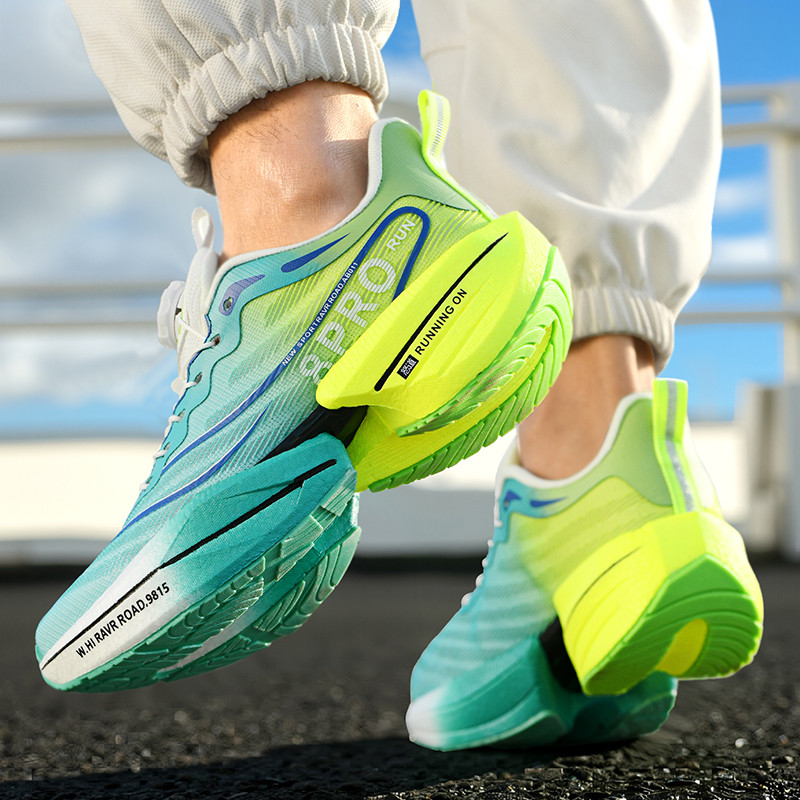 メンズスポーツシューズフルパームカーボンプレートマラソンレー - Badminton Shoes のレビューと価格
