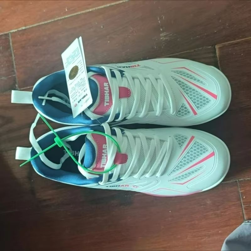 高級ブランド卓球シューズ滑り止めバドミントンシューズ超軽量屋 - Badminton Shoes Men のレビューと価格