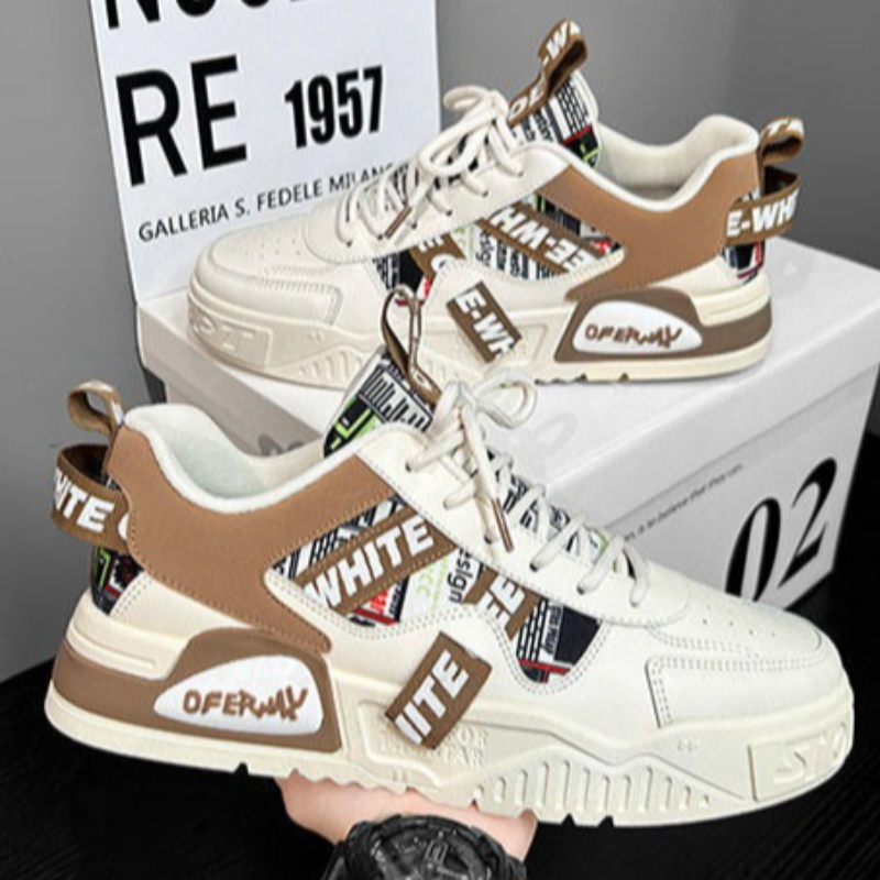 カジュアルファッションレザースニーカー新しいスケートボード男 - Badminton Shoes Men のレビューと価格