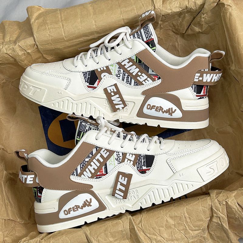 カジュアルファッションレザースニーカー新しいスケートボード男 - Badminton Shoes Men のレビューと価格